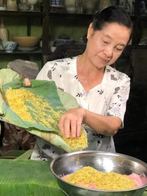 Chả Cốm Bà Tản